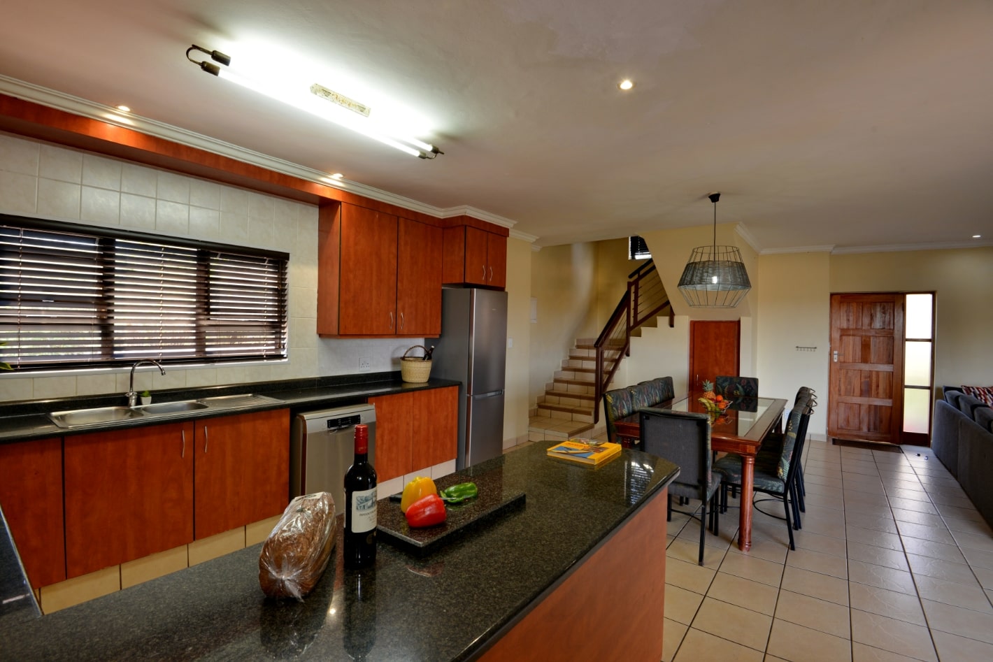 Hippo Bend 10 Sleeper Image 7-min