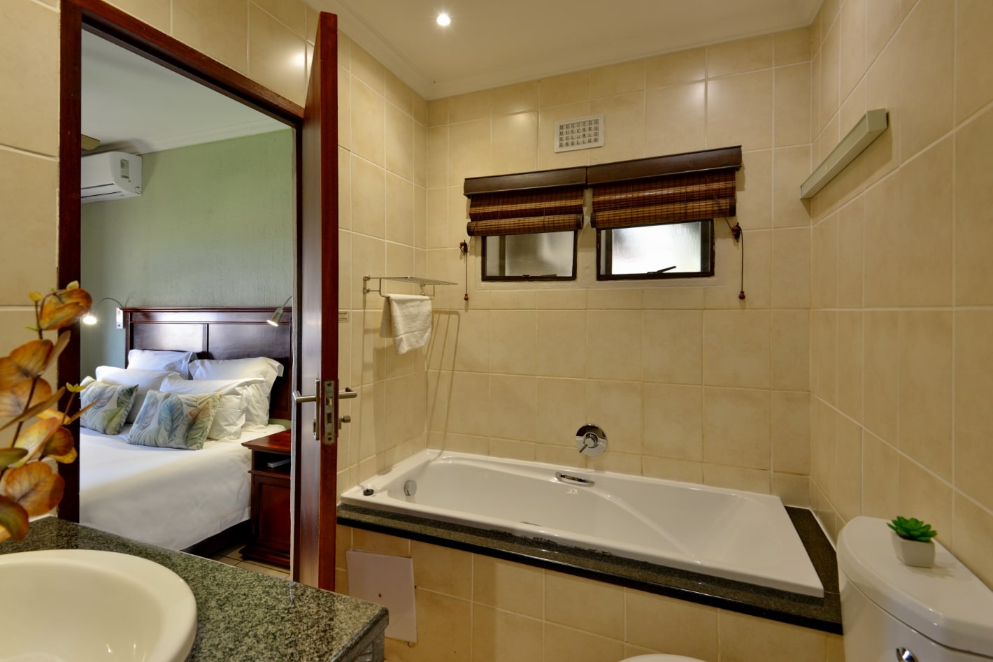 River View Chalet Image 4-min